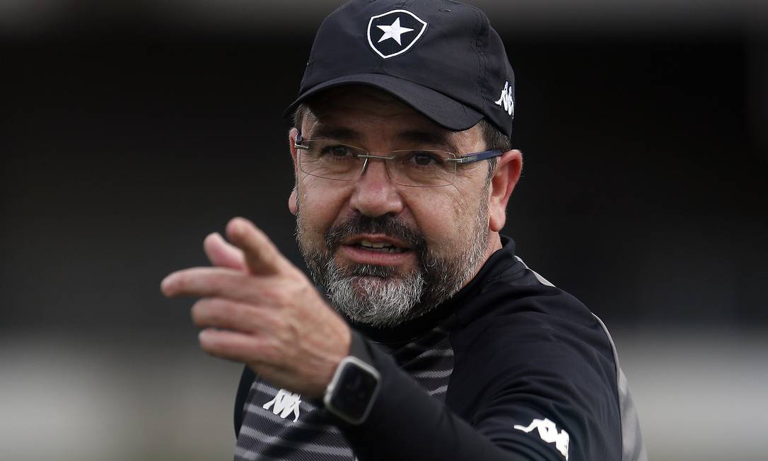 Entenda como Enderson Moreira transformou o Botafogo em lÃder de aproveitamento e candidato ao acesso na Série B - Jornal O Globo
