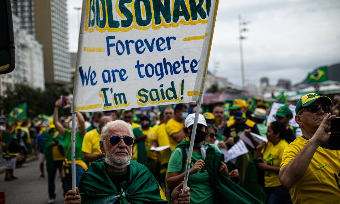 &#034;Bolsonaro para sempre. Nós estamos juntos. Eu disse&#034; Foto: Hermes de Paula / Agência O Globo