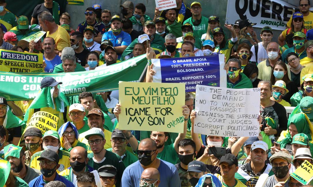 Flickr oficial do Planalto postou fotos que destacam bolsonaristas em apelos antidemocráticos Foto: Clauber Cleber Caetano e Isac Nóbrega/PR