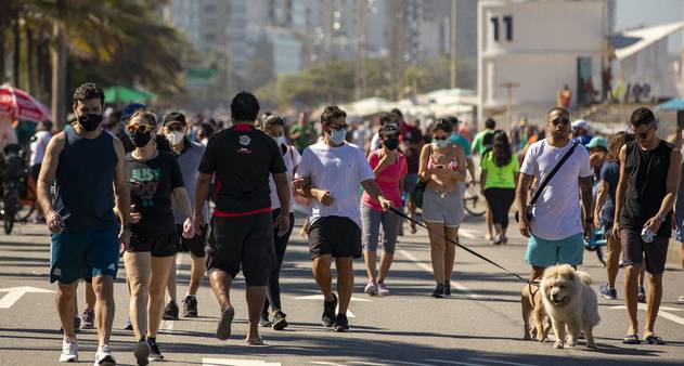 Dar 7 mil passos por dia reduz em até 70% o risco de morte, mostra estudo -  Jornal O Globo