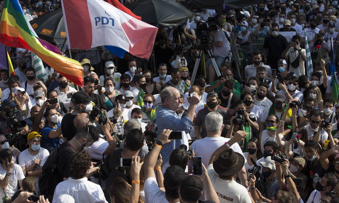Ciro Gomes discursa em ato pelo impeachment de Bolsonado, em São Paulo Foto: Edilson Dantas / Agência O Globo