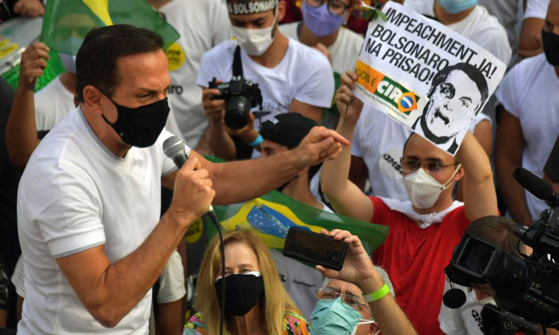 Impeachment nica sa da diz Ciro Gomes ao defender alian a