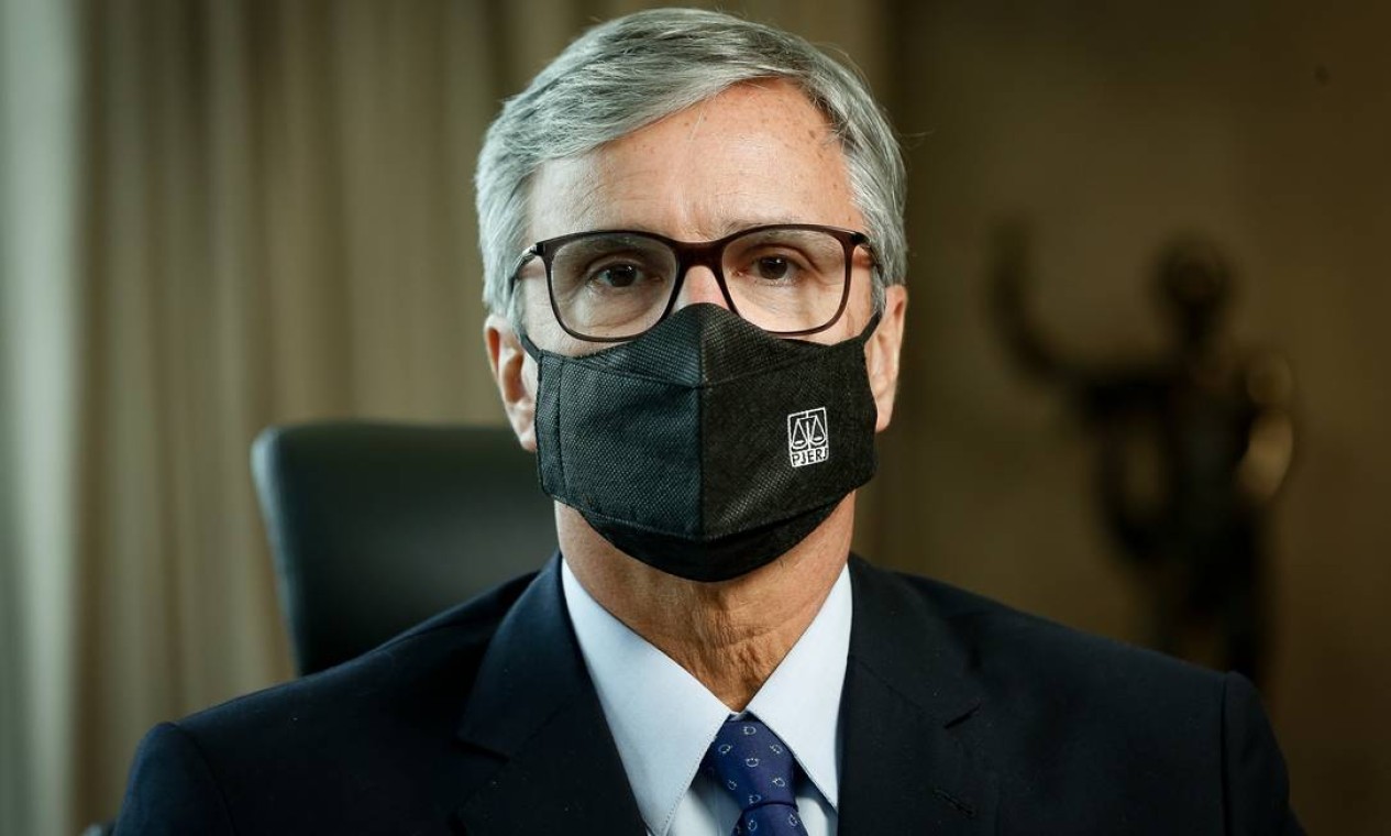 Presidente do TJ assume como governador do Rio e ocupa o cargo até ...