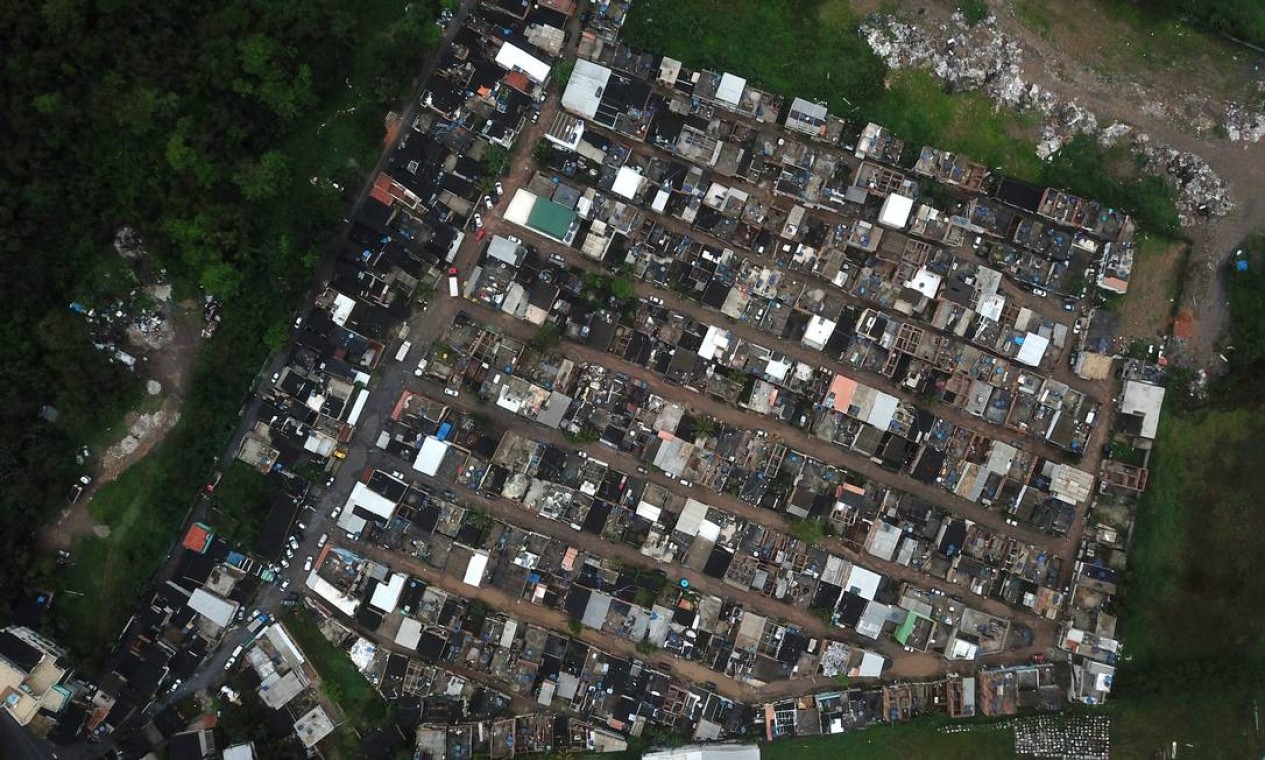 A Vila Taboinha, em Vargem Grande, é uma das favelas que não existiam no período do primeiro levantamento do IPP, em 1999. Hoje, favela tem mais de 47 mil metros quadrados Foto: Custódio Coimbra / Agência O Globo