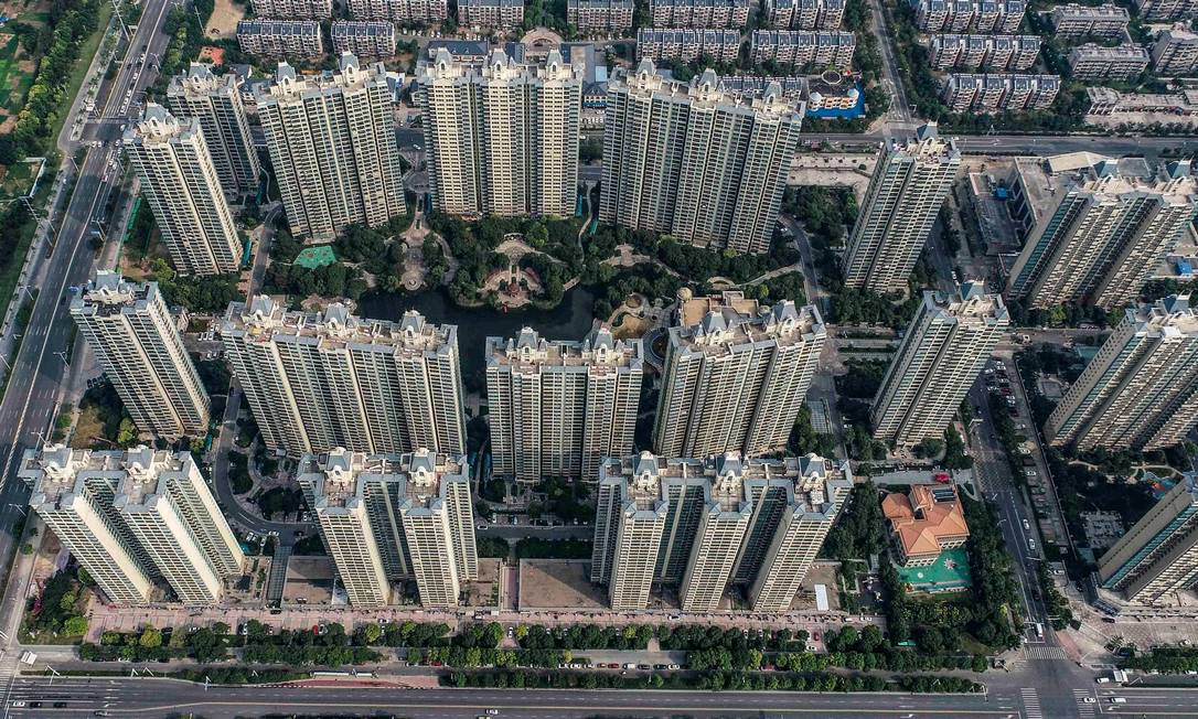 Foto aérea mostra complexo habitacional da incorporadora imobiliária chinesa Evergrande em Huaian, na província de Jiangsu Foto: STR / AFP