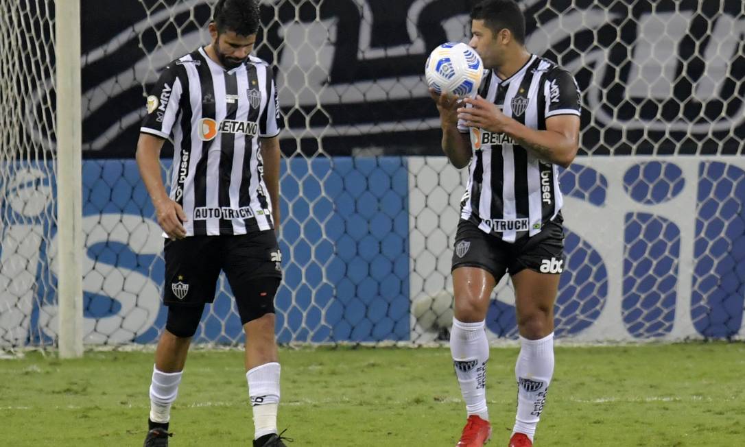 Técnico do Sporting Cristal, Tiago Nunes aponta Fluminense como melhor time  do Brasil junto com o Palmeiras - EXPLOSÃO TRICOLOR