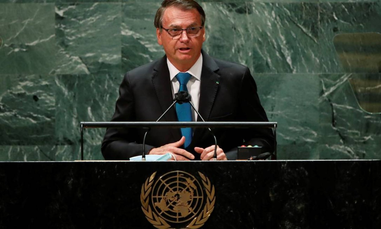 Bolsonaro citou dados errados de desmatamento, que cresce em seu governo, e fez alegações infundadas sobre o enfrentamento da pandemia na abertura da Assembleia Geral da ONU Foto: Eduardo Muñoz / REUTERS