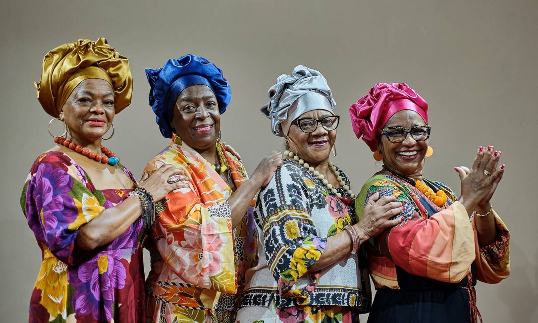 Vera de Jesus (Neta de Clementina de Jesus ), Geisa Ketti (filha de Zé Kéti), Selma Candeia (filha de Candeia) e Nilcemar Nogueira (neta de Cartola) formam o Matriarcas do Samba Foto: Divulgação/Diego Mendes