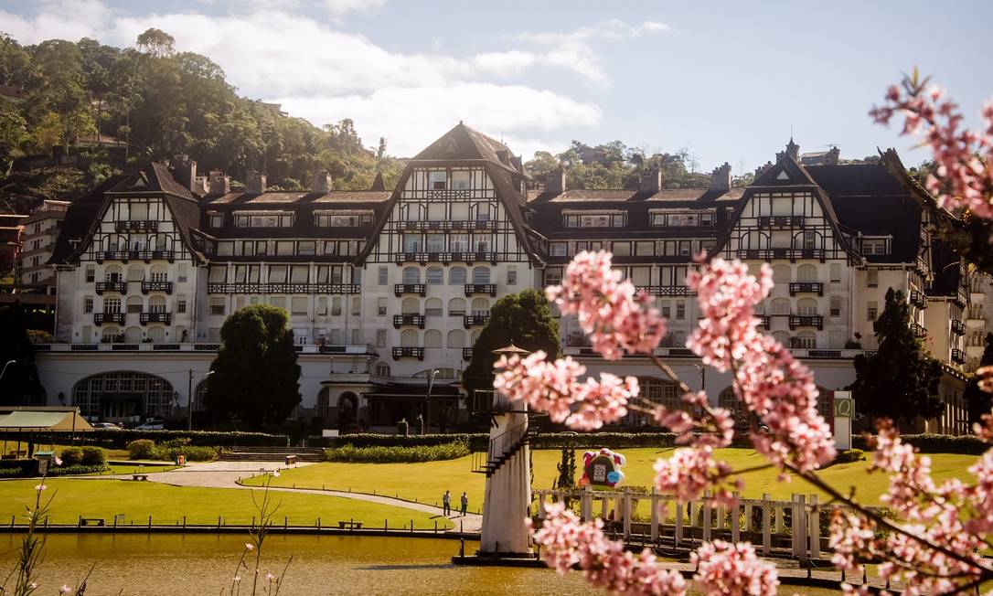 O Palácio Quitandinha, um dos cartões-postais de Petrópolis, reabriu ao público em junho, após cerca de um ano e três meses fechado Foto: Bruno Soares / Divulgação