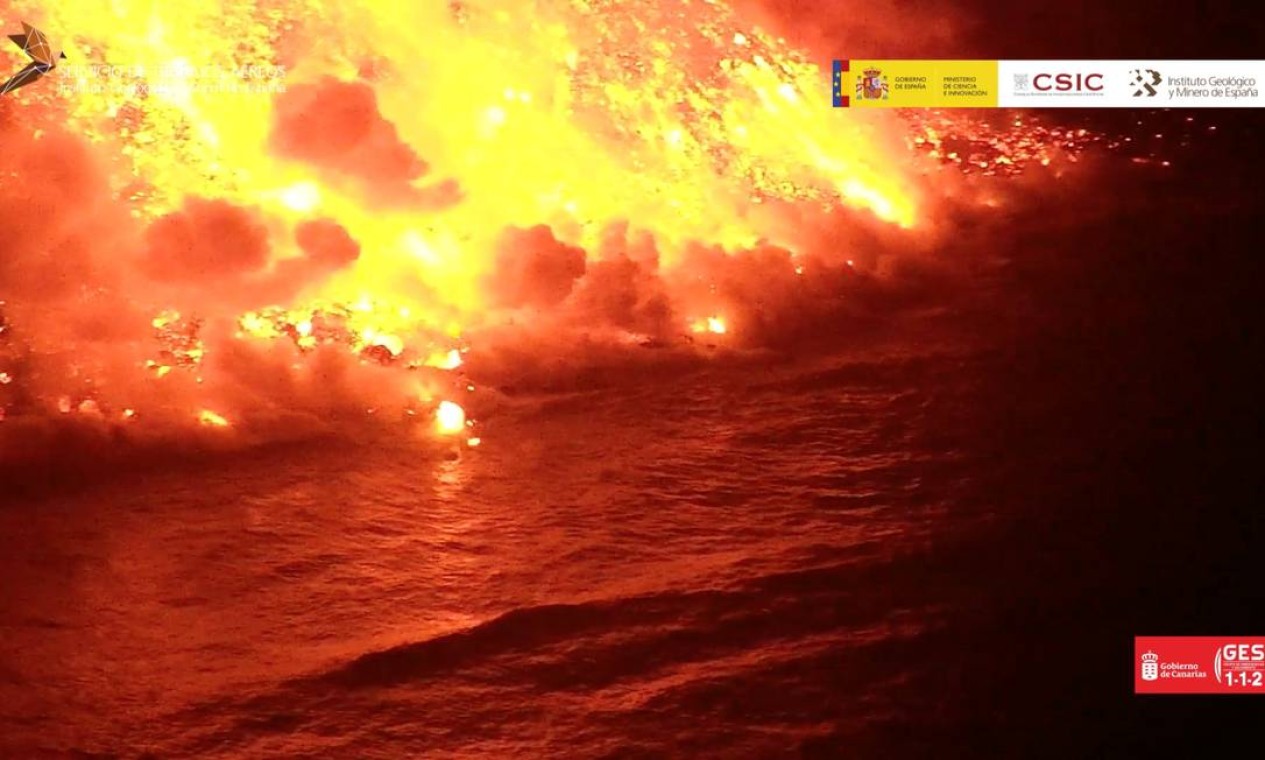 Magma incandescente encontraOceano Atlântico Foto: CSIC / via REUTERS