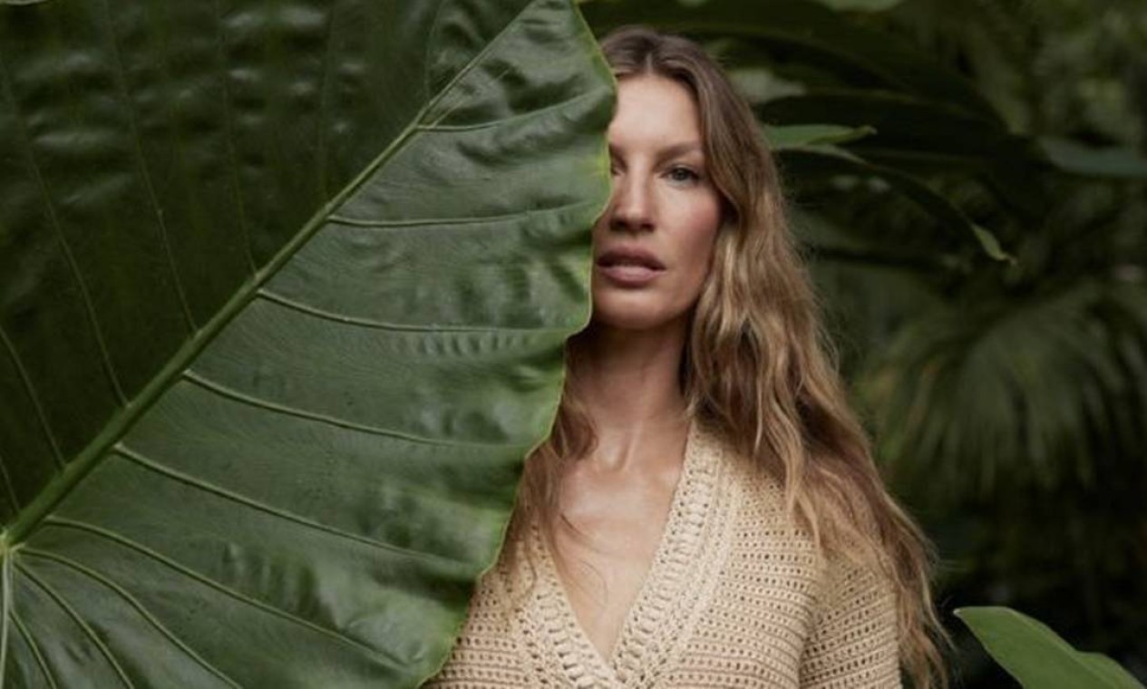 Gisele Bündchen diz que já 'arrancou' vários cabelos brancos - Jornal O  Globo