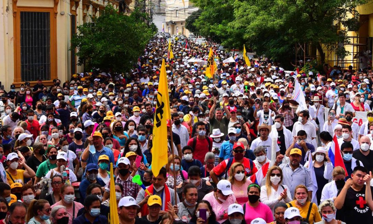 Professores do Paraguai fazem greve nacional para exigir aumento de 16%, o dobro do proposto pelo governo Foto: NORBERTO DUARTE / AFP