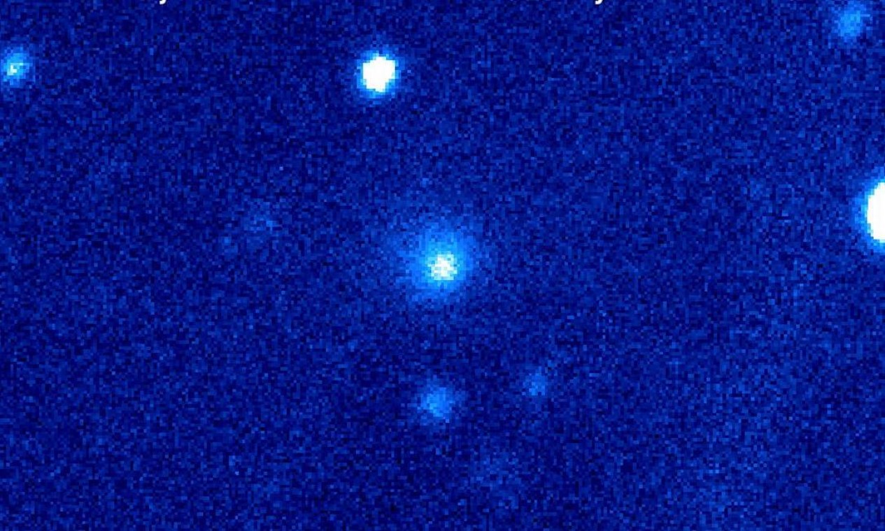 Imagem feita pelo Observatório Las Cumbres mostra o cometa Bernardinelli-Bernstein Foto: LOOK/LCO