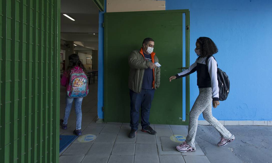 Retorno &agrave;s escolas &eacute; mais lento para alunos negros e pobres, diz Datafolha  - Jornal O Globo