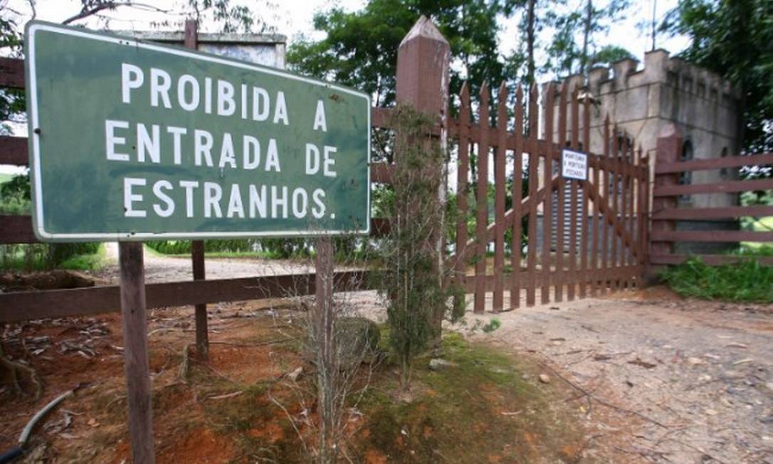 O acesso ao Castelo da Monalisa Foto: André Coelho / Agência O Globo / 08-02-2009