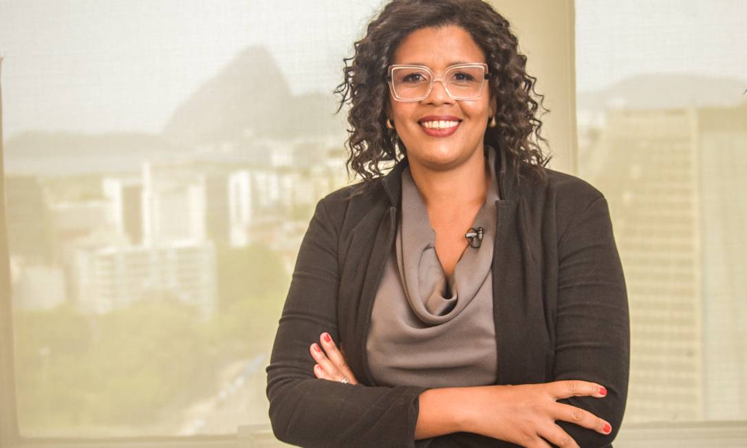 Juliana Kaiser, professora da PUC-Rio, ensinará em curso como as empresas podem agir contra o racismo em seus quadros Foto: Divulgação
