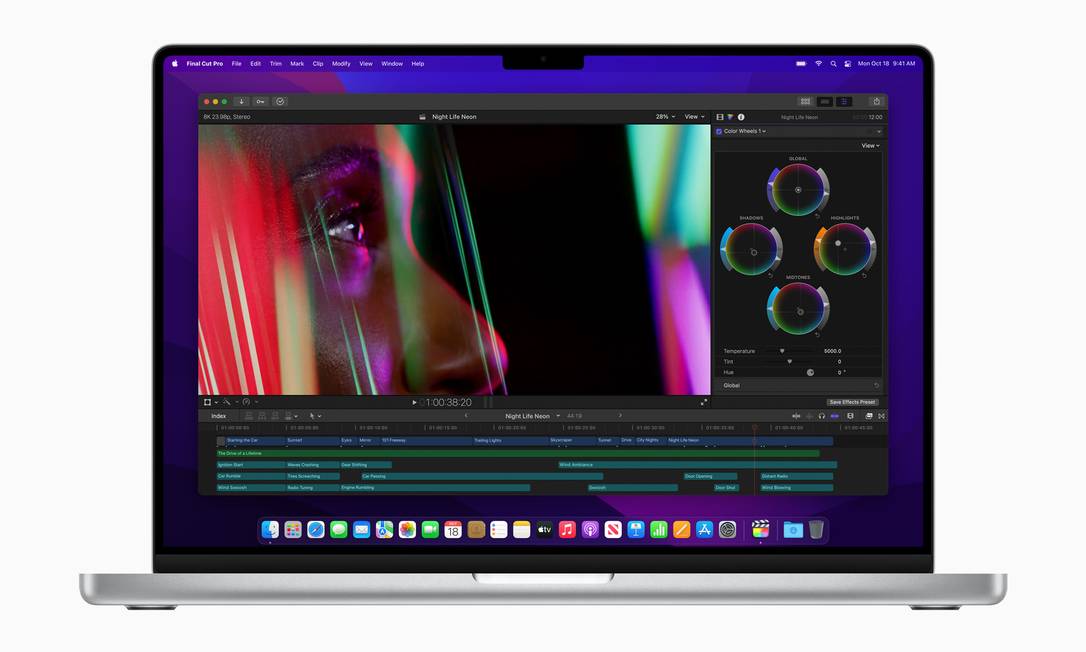 A tela possui bordas mais finas e se estende ao redor da câmera para fornecer mais espaço. Assim, o modelo de 16 polegadas oferece uma tela expansiva 16,2 polegadas, assim como o de 14 polegadas, com 14,2 polegadas de tela. Foto: Divulgação
