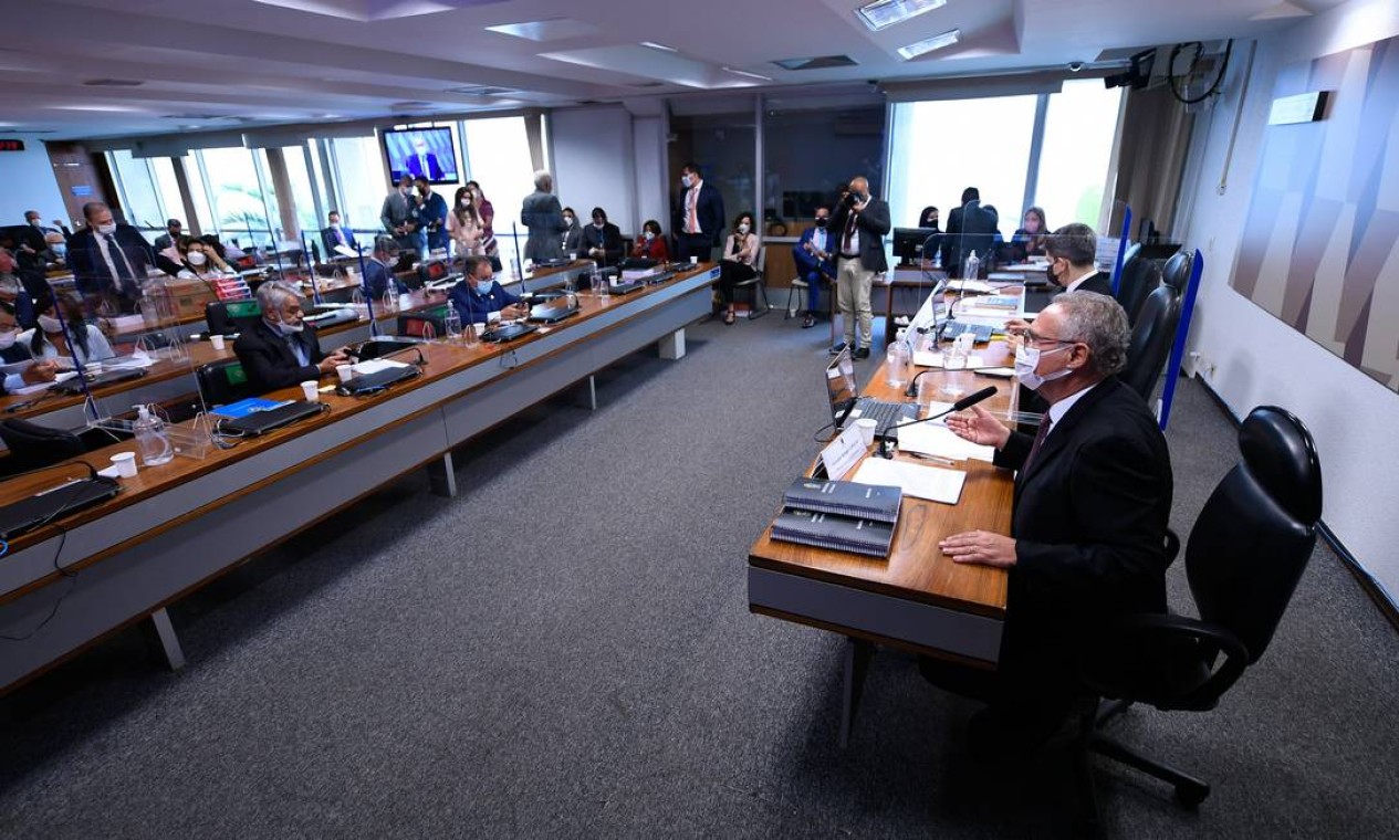 Comissão realiza reunião para apresentação do relatório final Foto: Edilson Rodrigues / Agência Senado
