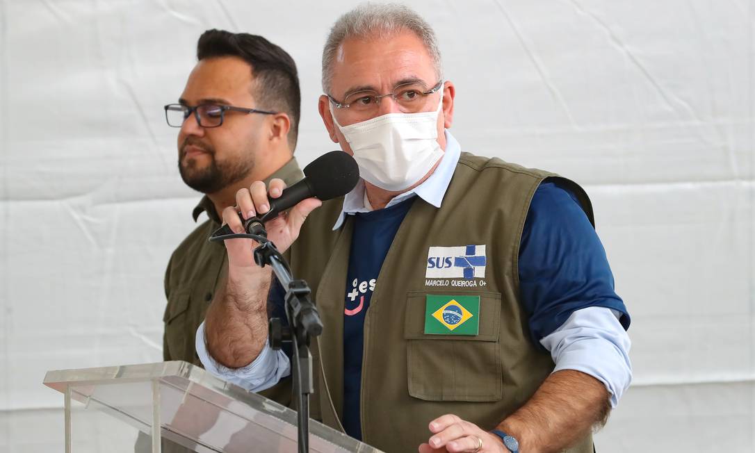 Ministro Marcelo Queiroga, de colete, discursa em evento em Presidente Prudente (SP) Foto: Marcos Correa / Marcos Correa