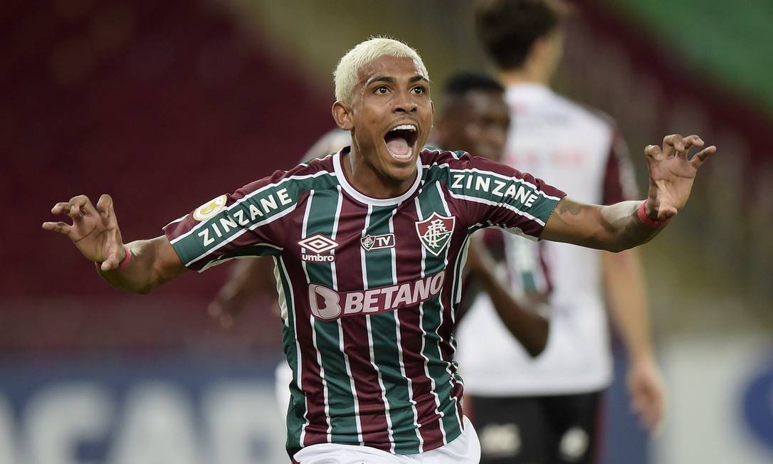 John Kennedy: destaque na vitória do Fluminense Foto: ALEXANDRE LOUREIRO / REUTERS