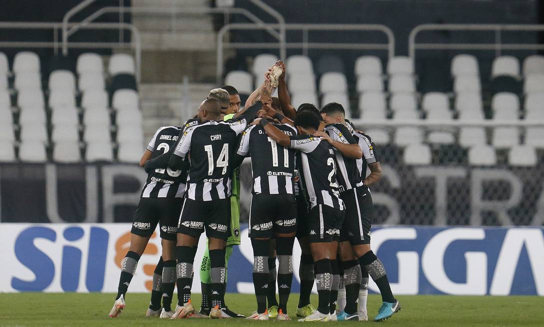 Vice-líder da Série B, Botafogo já sonha com os ganhos da volta à elite Foto: Vitor Silva/Botafogo