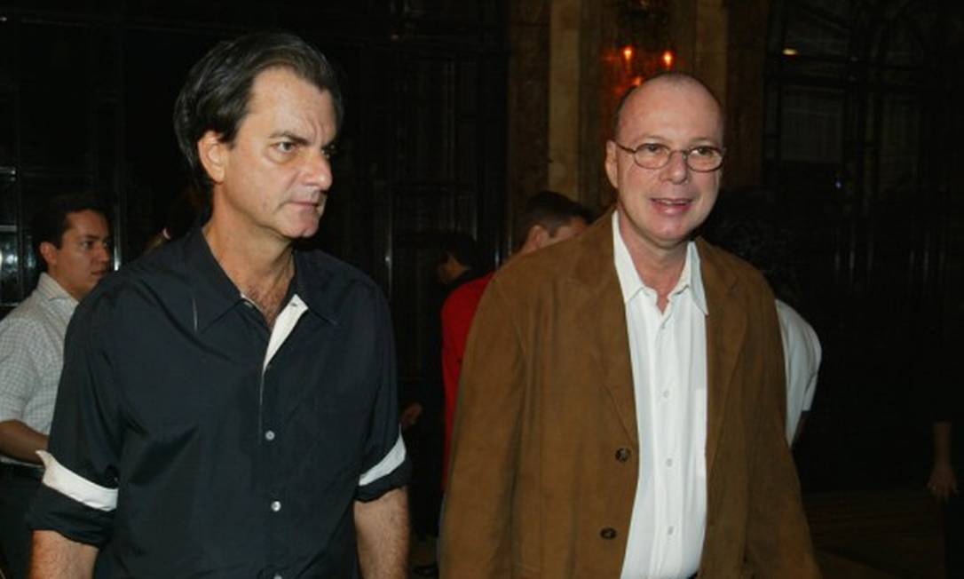 Edgar Moura Brasil e Gilberto Braga, em 2004 Foto: Marcos Ramos / Agência O Globo