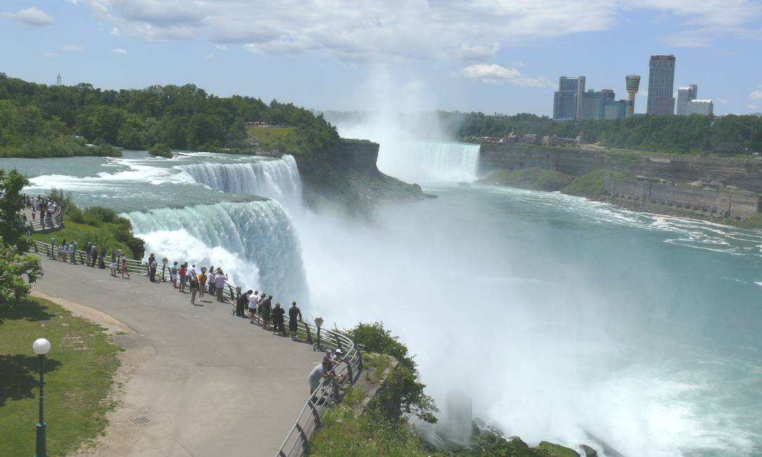 Cataratas do Niágara, fronteira entre Canadá e Estados Unidos Foto: Divulgação