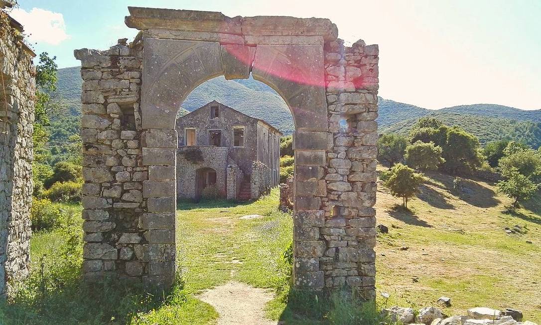 Antiga Perithia, na ilha grega de Corfu. Foto: Divulgação