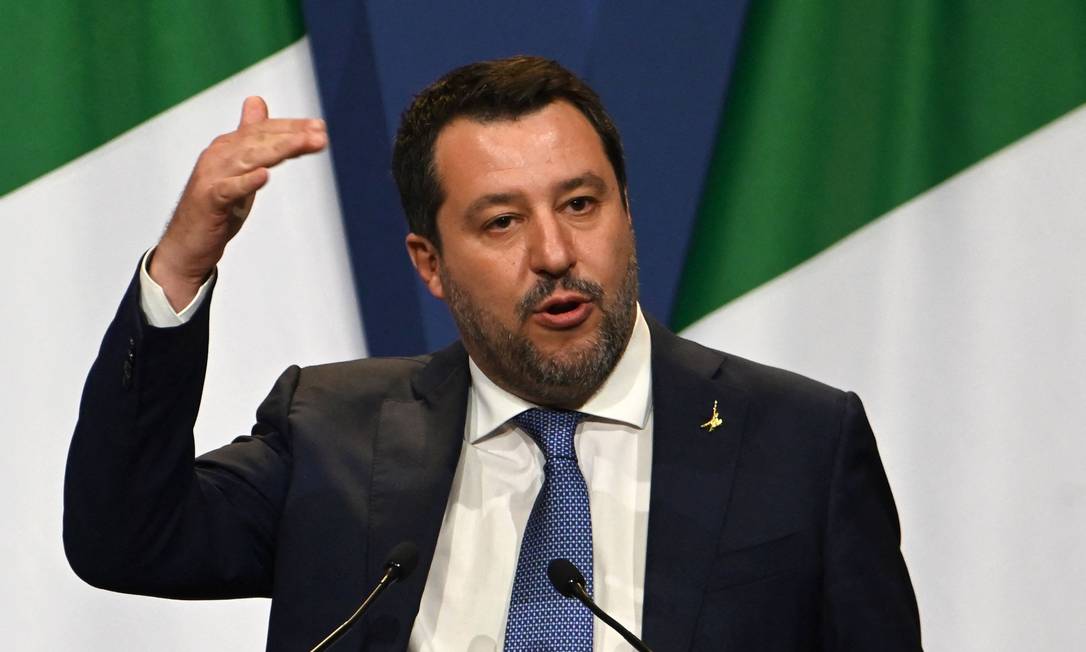 O líder da ultradireita italiana Matteo Salvini Foto: ATTILA KISBENEDEK / AFP