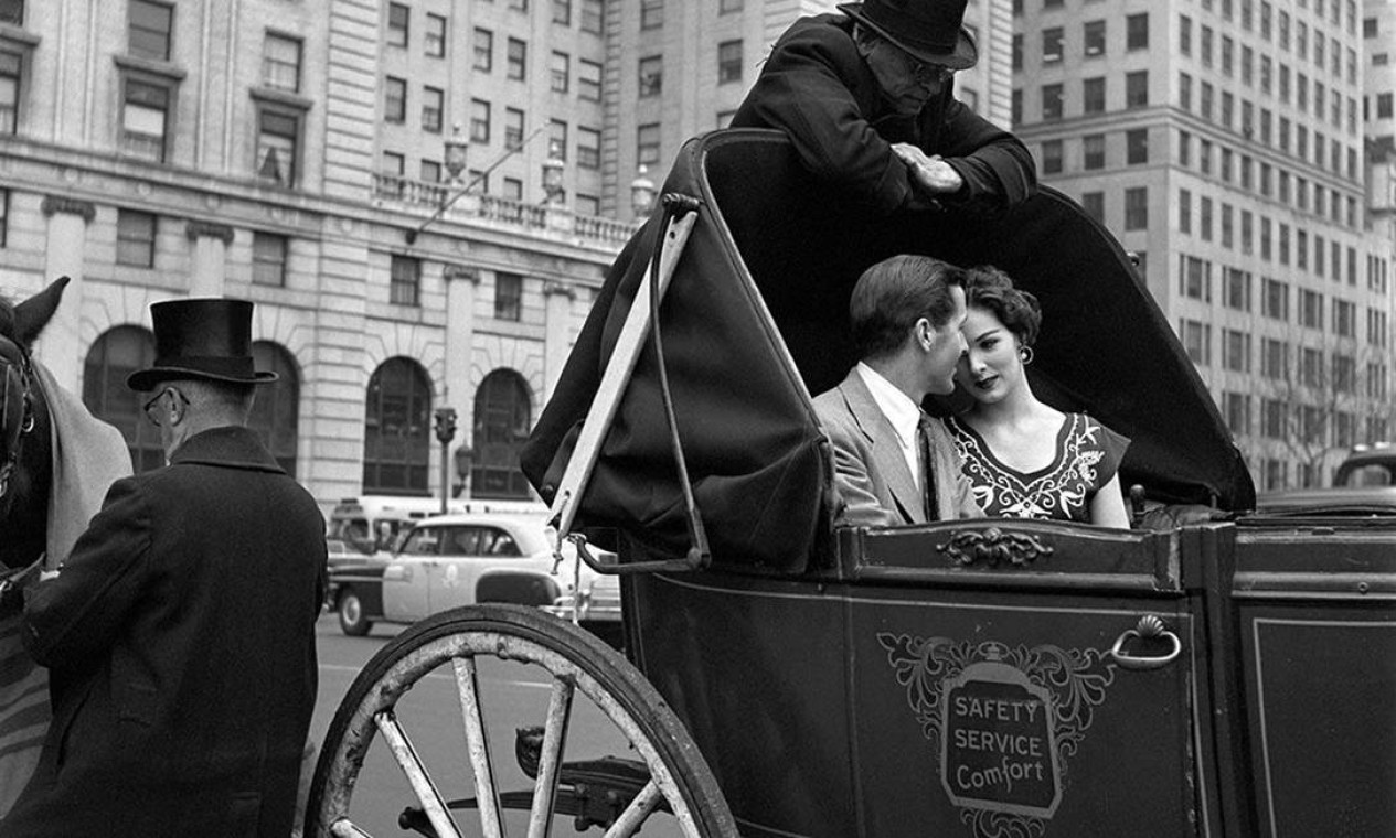 Central Park, Nova York, 1953. © Estate of Vivian Maier, Courtesy Maloof Collection and Howard Greenberg Gallery, New York Foto: Agência O Globo