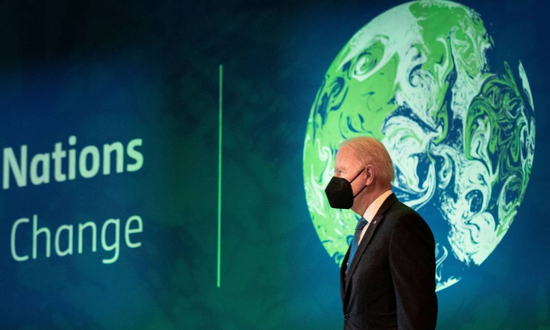 O presidente dos EUA, Joe Biden, durante discurso na Conferência de Mudança Climática da ONU (COP26) em Glasgow, Escócia Foto: POOL / REUTERS