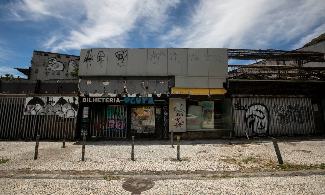 Tradicional casa de espetaculos de Botafogo, Canecão está fechado 11 anos. Foto: Brenno Carvalho / Agência O Globo