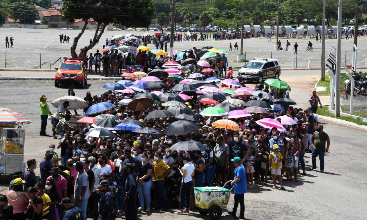A expectativa é que a despedida em Goiânia atraia cerca de 100 mil admiradores da cantora Foto: EVARISTO SA / AFP