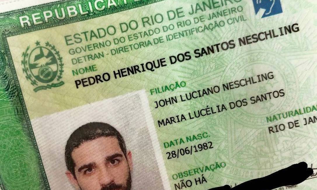 Pedro Neschling posta identidade com identificação de pessoa com deficiência Foto: Reprodução