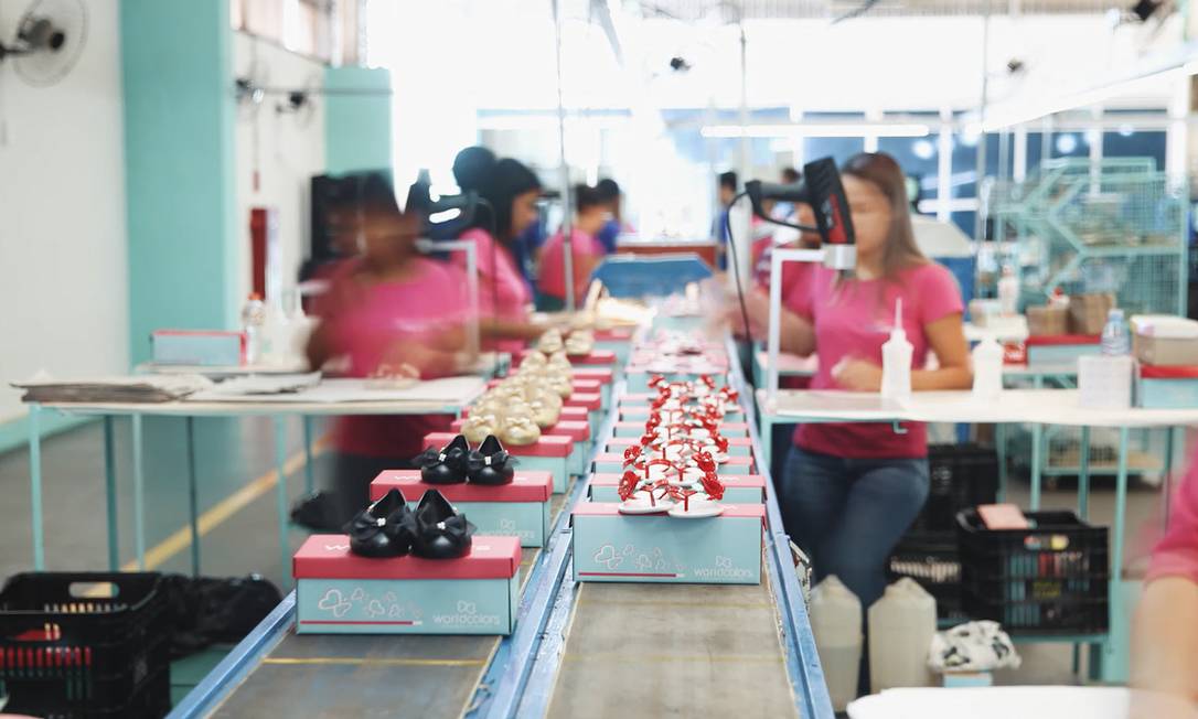 A indústria de calçados é um dos 17 de setores que serão beneficiados com a prorrogação da desoneração Foto: Divulgação
