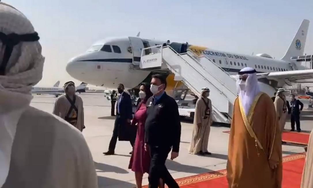 Bolsonaro desembarca em Dubai Foto: Reprodução