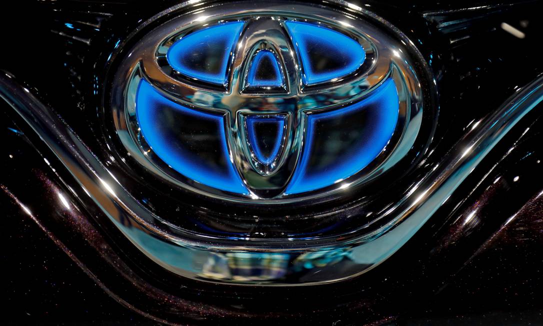 Meta da Toyota é em 2025 ter 15 modelos de veículos elétricos disponíveis e investir US $ 13,5 bilhões (R$ 73,6 bilhões) na próxima década para expandir a produção de baterias Foto: Anushree Fadnavis/REUTERS