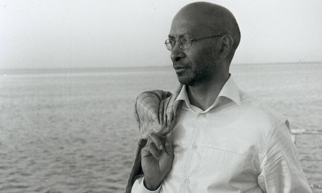 O escritor timorense Luis Cardoso, indicado ao Prêmio Oceanos pelo romance "O plantador de abóboras" Foto: Raul Braula Reis