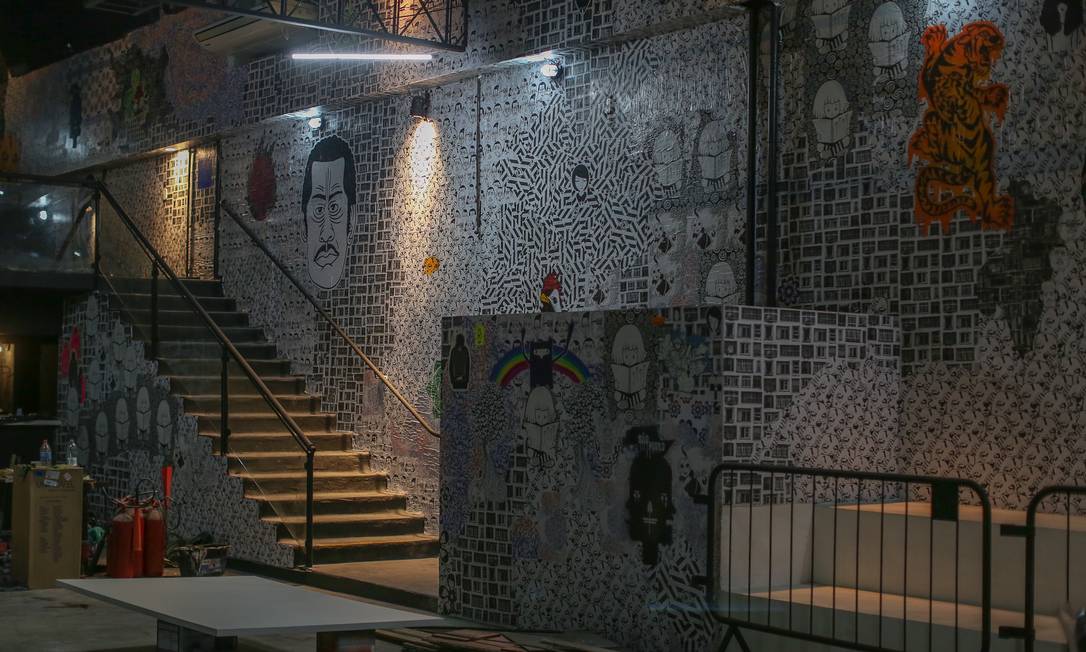 Decoração do Studio SP exalta expressões urbanas de São Paulo como o pixo e o lambe-lambe Foto: Francio de Holanda / Divulgação