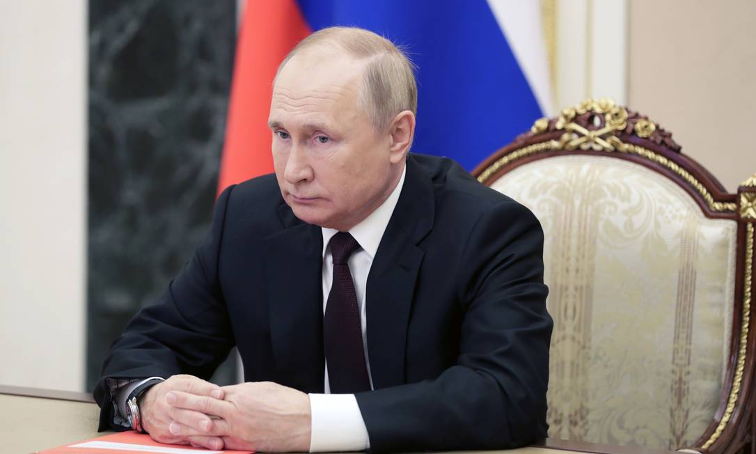 Presidente da Rússia, Vladimir Putin, durante reunião com o Conselho de Segurança nacional, em Moscou Foto: SPUTNIK / via REUTERS