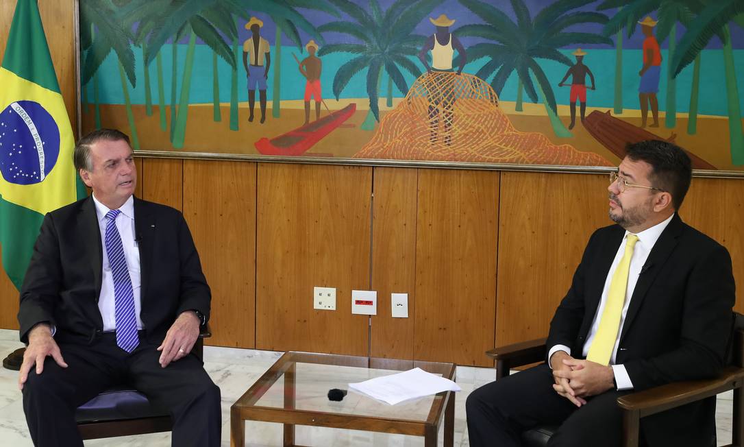 O presidente Jair Bolsonaro, durante entrevista Foto: Clauber Cleber Caetano/Presidência
