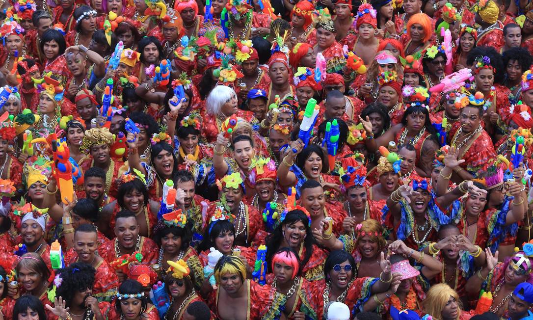 O carnaval de Salvador que junta milhares de foliões depende ainda de avanço da vacinação na cidade Foto: Raul Spinassé / Ag. A TARDE / Agência O Globo