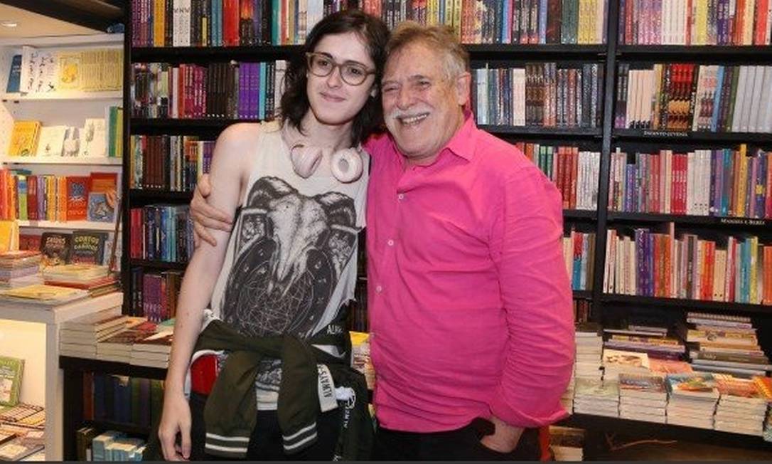 Ator Jos de Abreu deu entrevista sobre a relao com a filha trans, Bia: 'Apoiei desde o primeiro dia que soube' Foto: Reproduo / Instagram