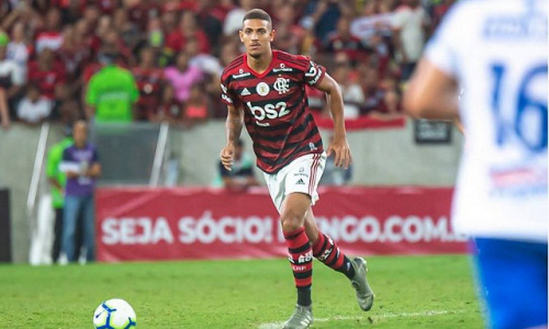 El centrocampista se reveló en la base del Flamengo, donde Vinicius Sousa fue nombrado por Lommel, de Bélgica, el año pasado.  Ha sido cedido y actualmente defiende al KV Mechelen belga Foto: Alexandre Vidal / Flamengo