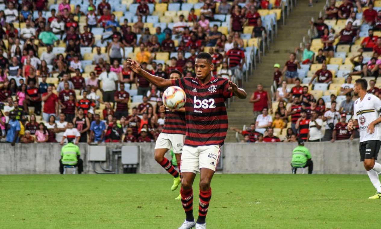 Revelado no Flamengo, o atacante Lucas Silva defendeu o clube até 2020, quando foi contratado pelo Paços de Ferreira, de Portugal Foto: ALEXANDRE NETO / ALEXANDRE NETO/PHOTOPRESS/Agência O Globo
