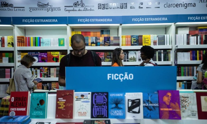 Haverá mais livros de ficção à venda na Bienal em 2021 Foto: Brenno Carvalho/30-8-2019