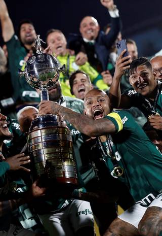 Após vídeo, Deyverson nega que canta “Palmeiras não tem Mundial”