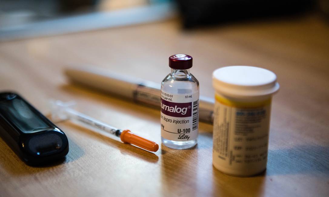 Os remédios usados pelo paciente americano Brian Shelton, que se curou da diabetes tipo 1 Foto: AMBER N. FORD / NYT