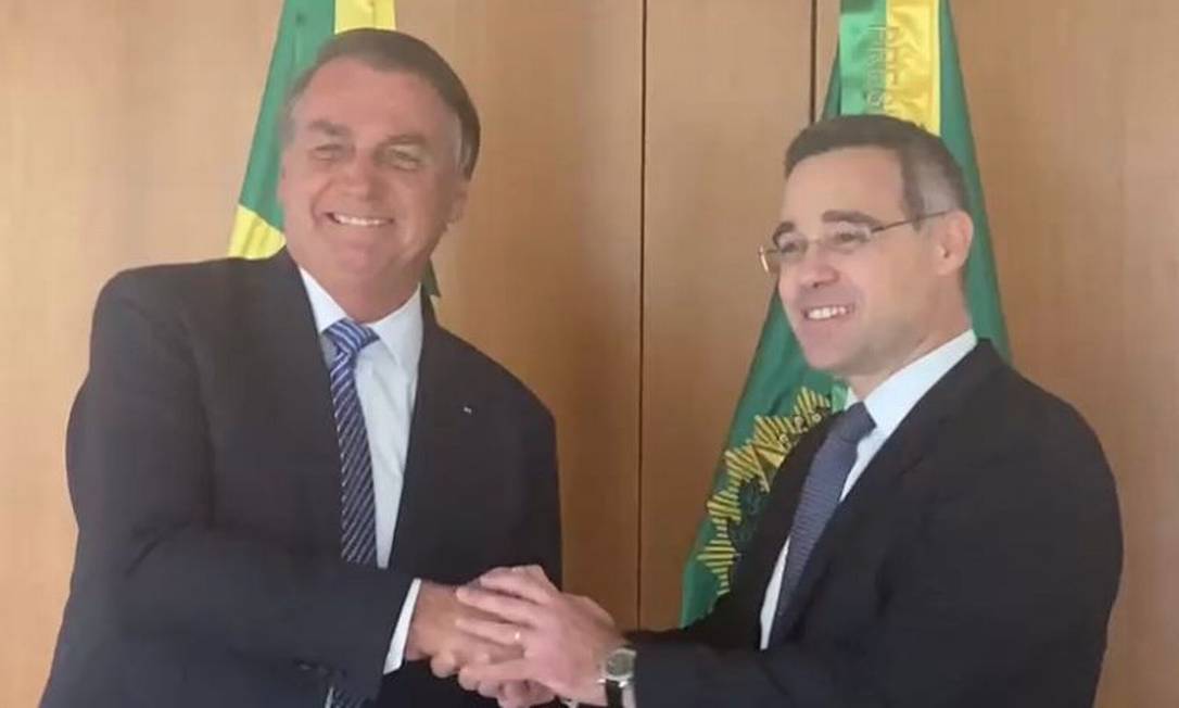 Bolsonaro gravou vídeo em apoio ao ex-advogado-geral da União, André Mendonça, indicado do presidente à vaga no STF. Foto: Reprodução