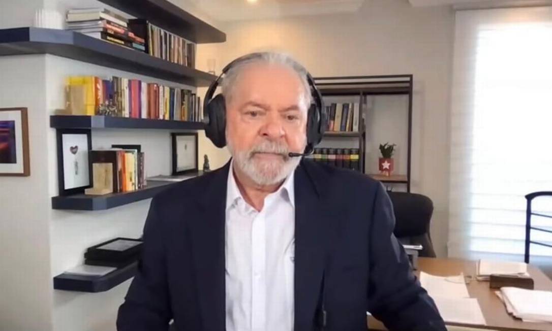 Lula participou de entrevista e falou sobre suas viagens internacionais e pretensão de ser candidato à presidência Foto: Reprodução/Twitter / Reprodução/Twitter